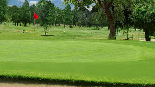 Whispering Lakes Golf Course