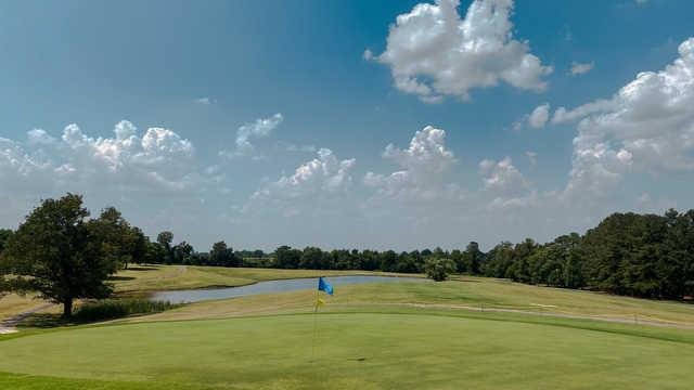 Oakview Links Golf Course