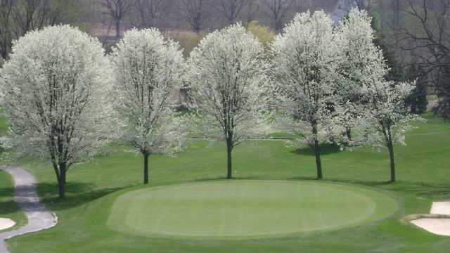 Willow Hollow Golf Club