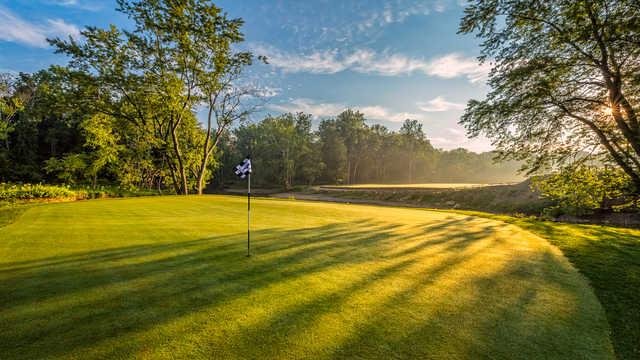 Valley of the Eagles Golf Club