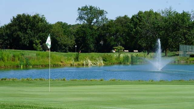 Twin Lakes Golf Course (Westmont, IL)