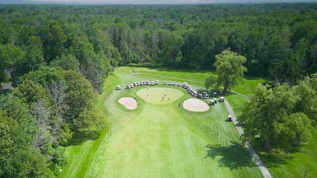 Lakeshore Yacht & Country Club