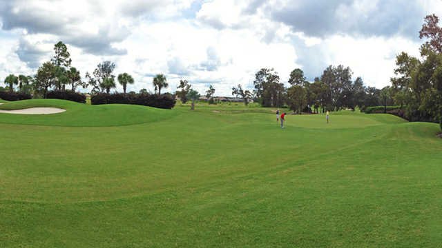 Glenlakes Golf & Country Club