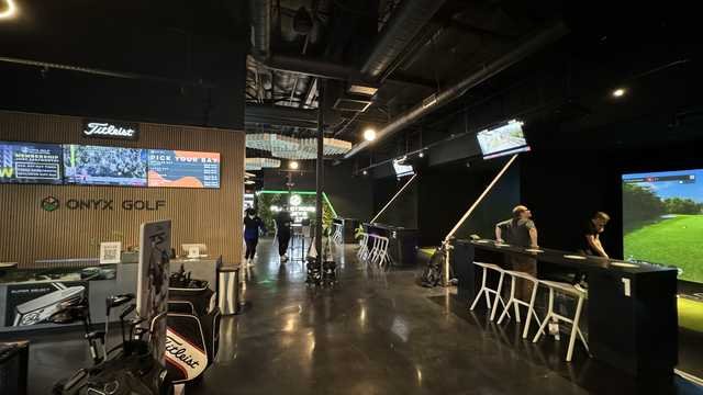 Onyx Golf- Indoor Golf Cafe & Lounge