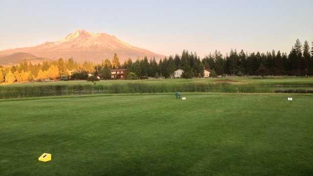 Lake Shastina Golf Resort