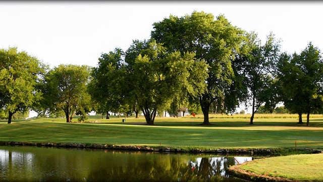 Rolling Hills Country Club