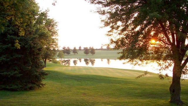 Wolves Crossing Golf Course