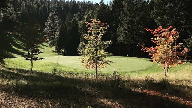 Apple Mountain Golf Resort