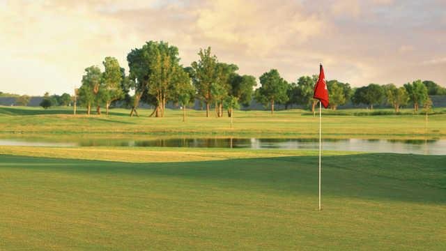 Lake Park 18 Golf Club