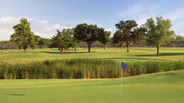 Lake Park 9 Golf Club