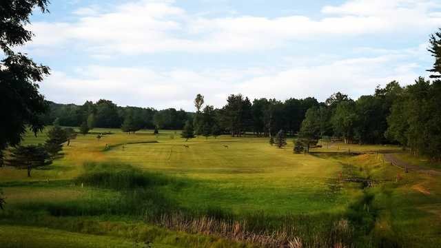 Island Green Resort and Golf (formerly Rainbow Golf Club)